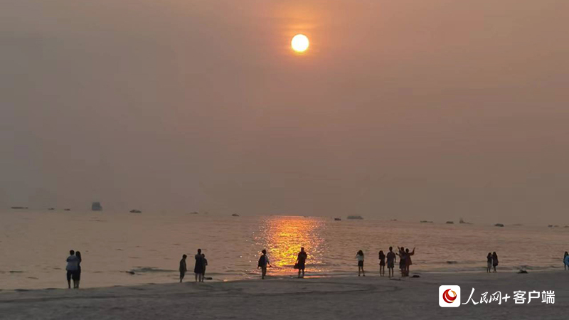 北海银滩景区。刘鑫摄 北海银滩景区。刘鑫摄