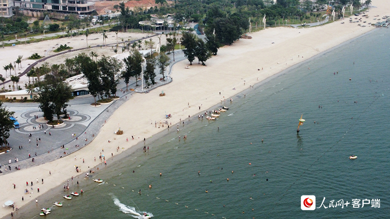 北海银滩景区。何善权摄 北海银滩景区。何善权摄