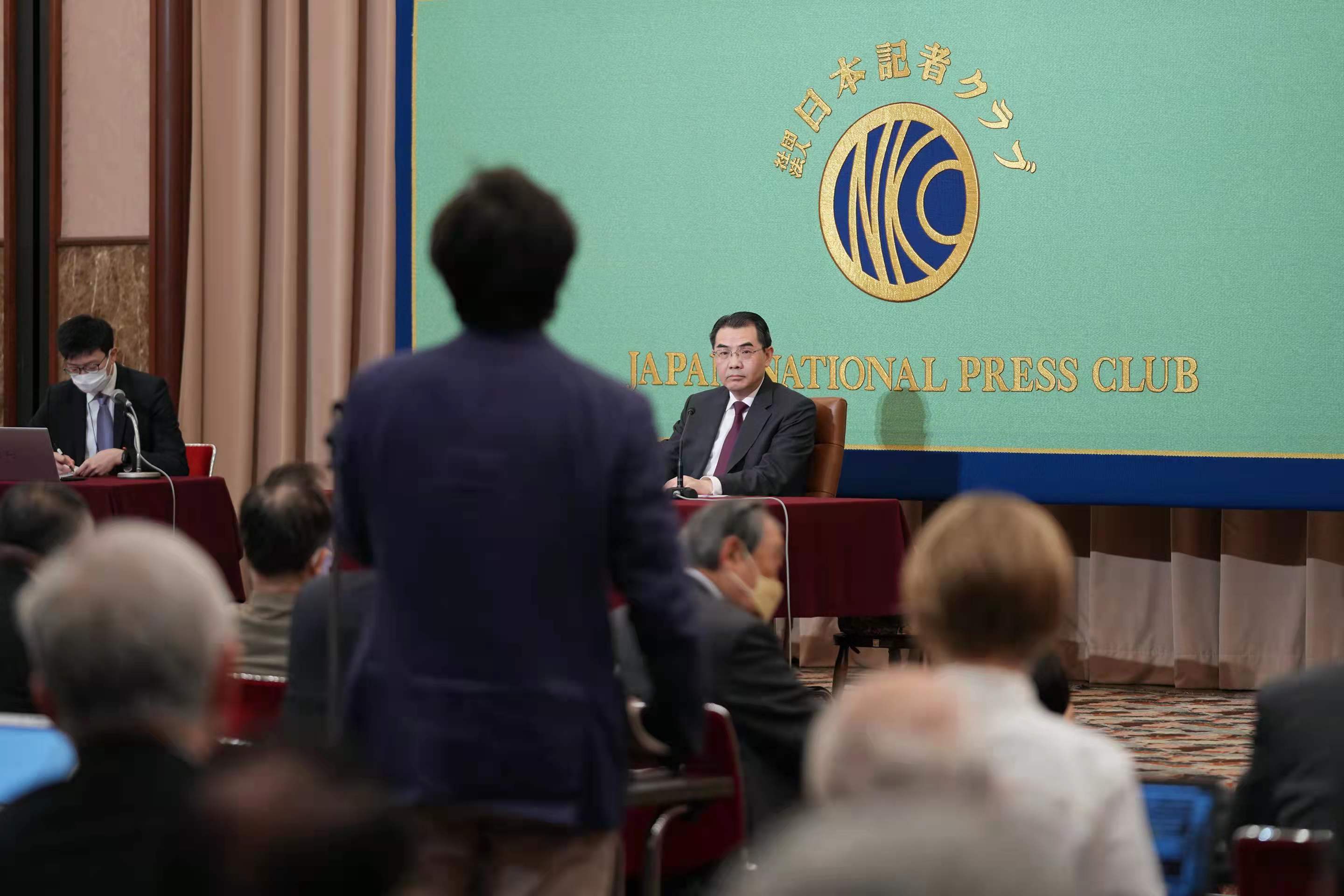 中国大使警告日本：既荒谬又危险！