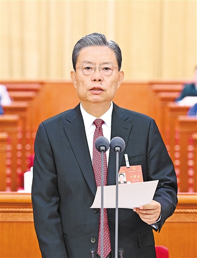 3月11日，第十四届全国人民代表大会第二次会议在北京人民大会堂举行闭幕会。大会主席团常务主席、执行主席赵乐际主持闭幕会并讲话。新华社记者李学仁摄