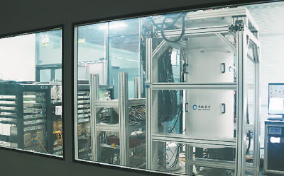 图为中国第三代自主超导量子计算机“本源悟空”。 量子计算芯片安徽省重点实验室供图(新华社发) 图为中国第三代自主超导量子计算机“本源悟空”。 量子计算芯片安徽省重点实验室供图(新华社发)