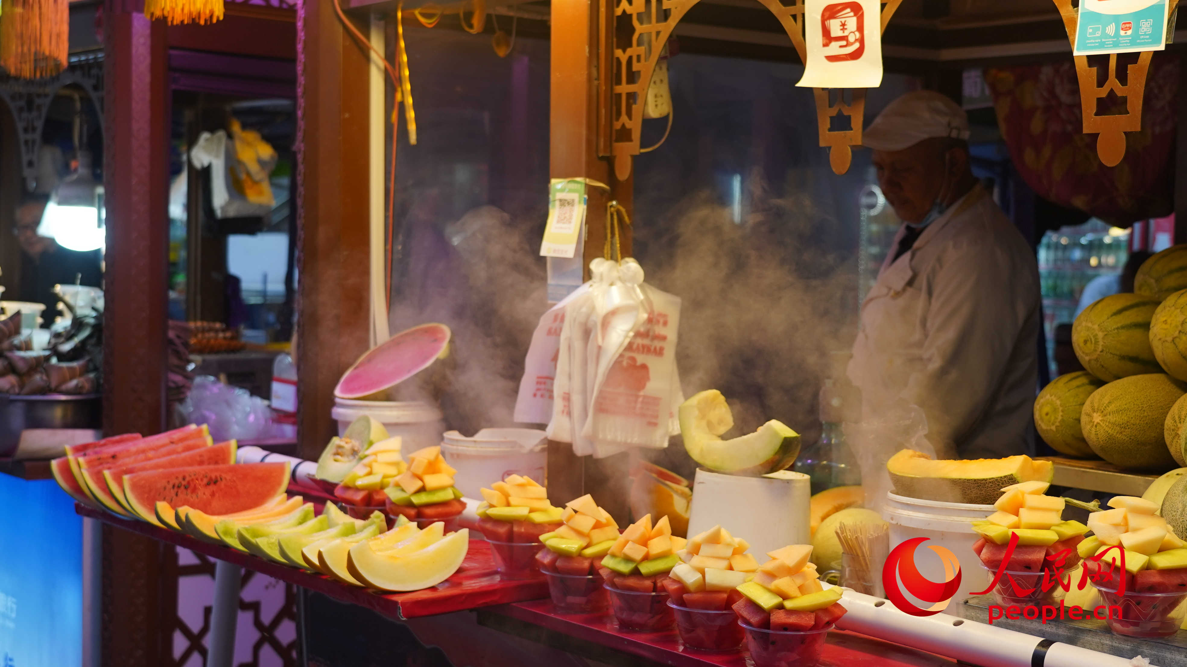 喀什古城的煙火氣。人民網(wǎng) 李龍攝