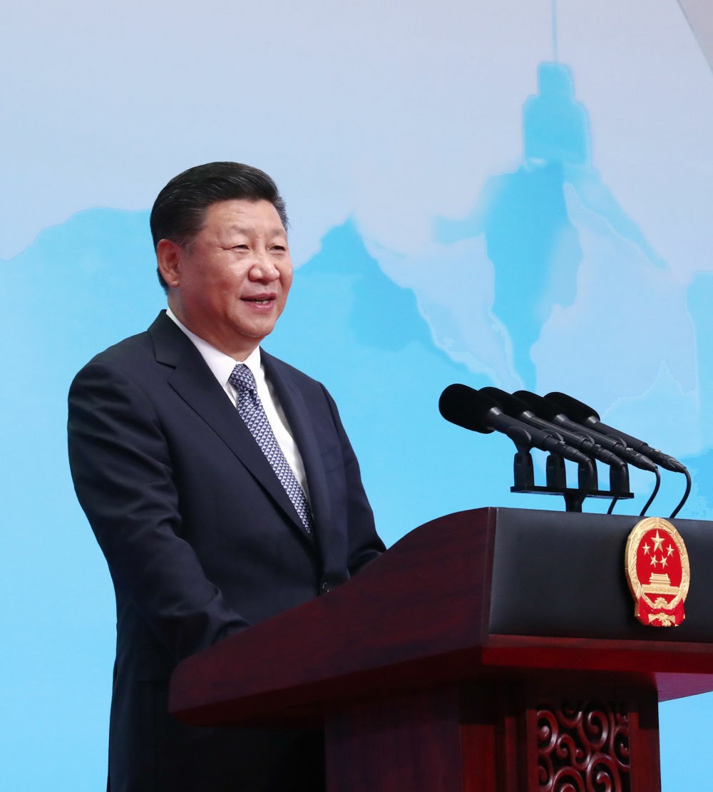 2017年9月3日，国家主席习近平在厦门国际会展中心出席金砖国家工商论坛开幕式，并发表题为《共同开创金砖合作第二个“金色十年”》的主旨演讲。新华社记者鞠鹏摄