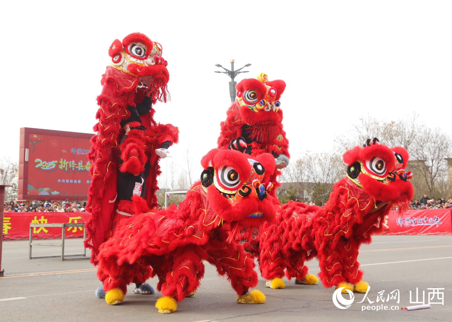 人民网+