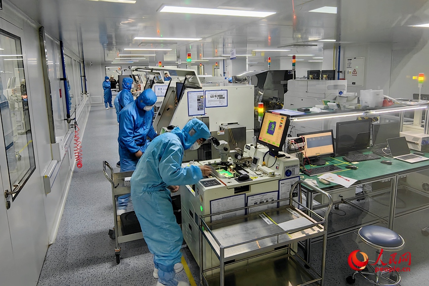 传感器封测平台。人民网程明辉摄