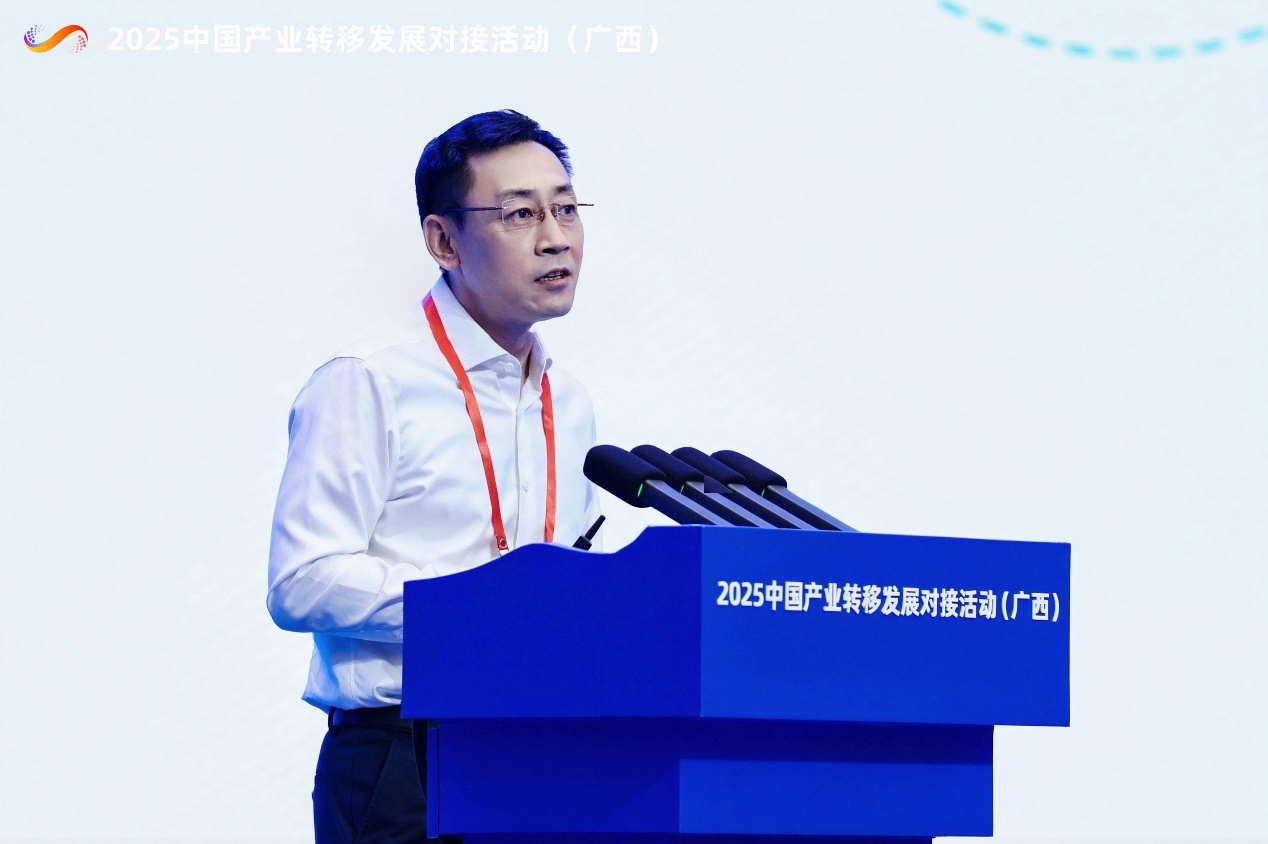 人民网+